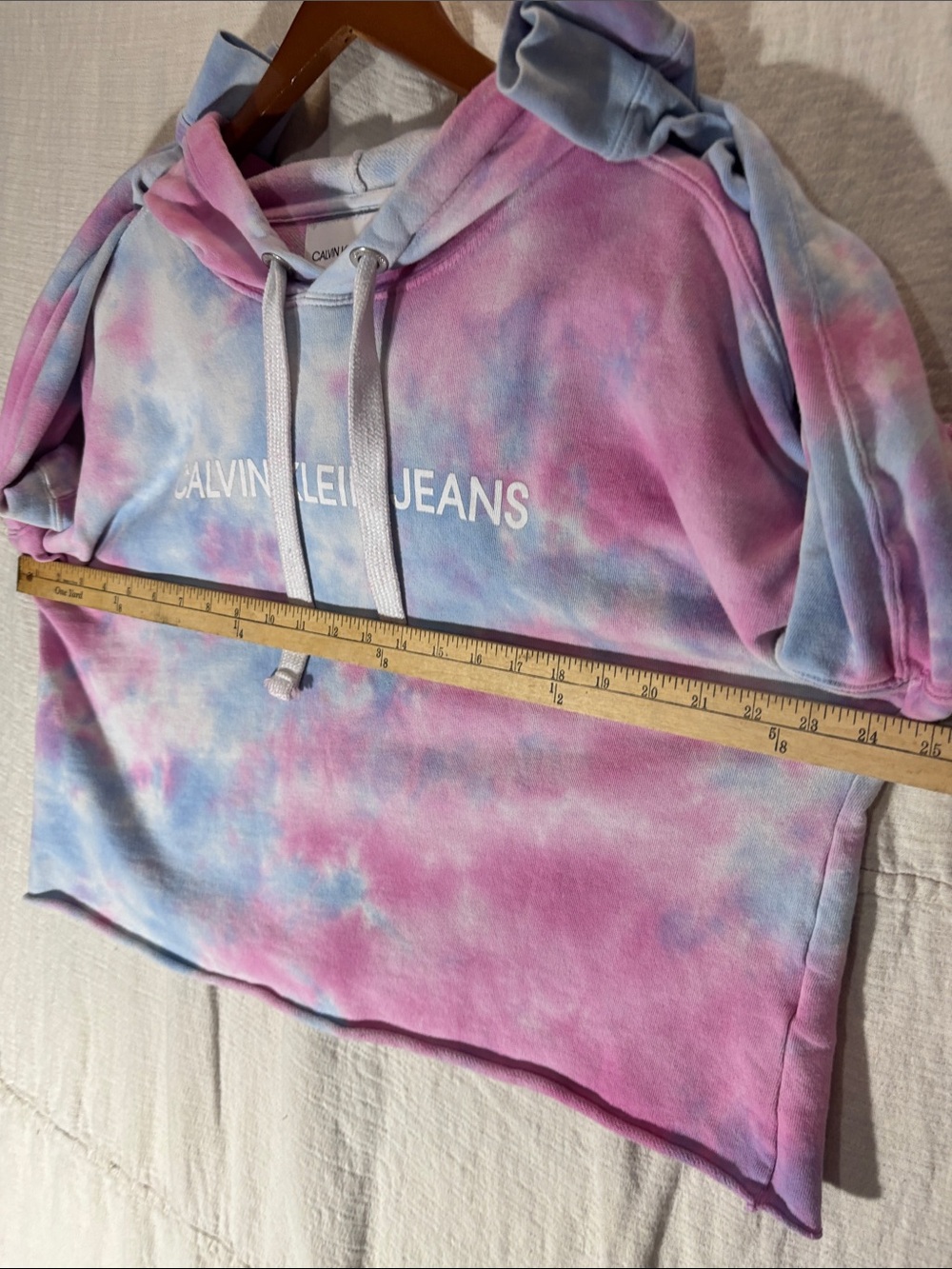 Calvin Klein Jeans Pink & Blue Tie-Dye Cropped Hoodie - Picture 6 of 9